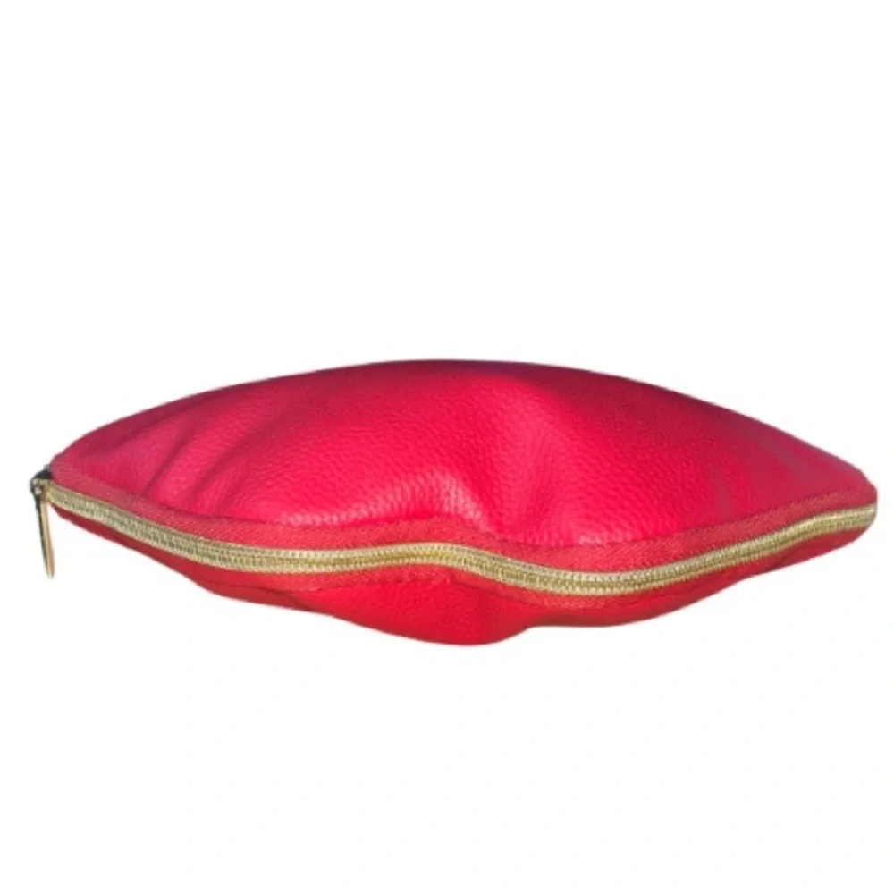 NWOT Tarte Bold Red Lips Cosmetic Pouch